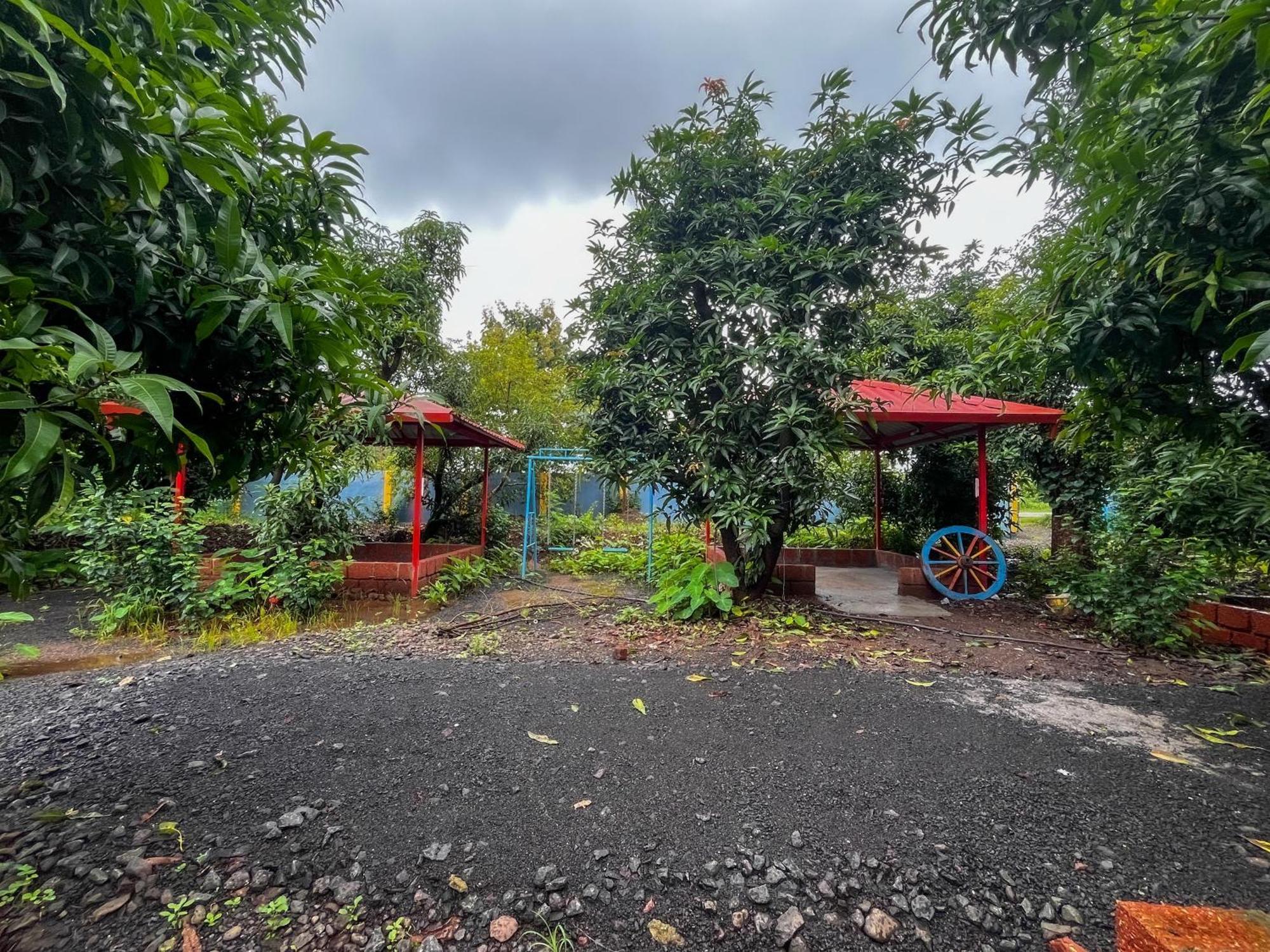 Karjat In Resort Kültér fotó